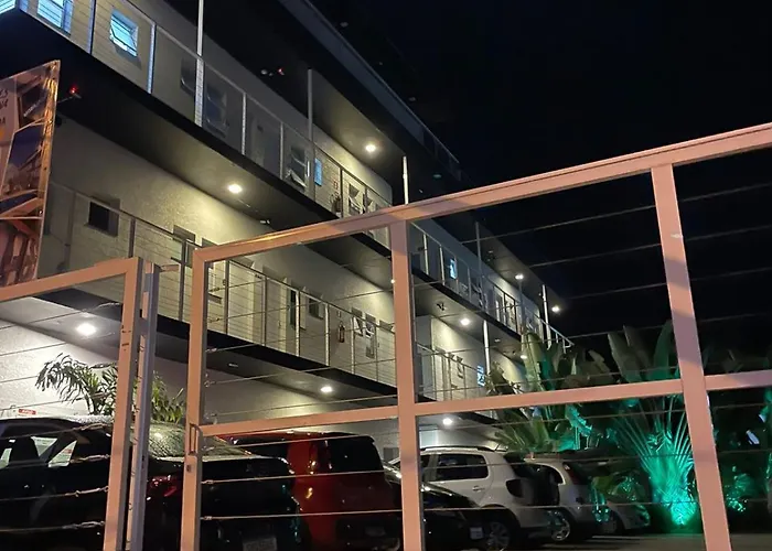 Loft 16 e 05 - Maranduba com piscina próximo a praia Ubatuba